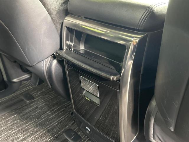 ヴェルファイア ２．５Ｚ　Ｇエディション　ツインムーンルーフ　フリップダウンモニター　ＢＩＧＸ１１ＳＤナビ　セーフティセンス　両側電動ドア　バックカメラ　１００Ｖ電源　　レーダークルーズ　禁煙車　電動リアゲート　ハーフレザーシート（72枚目）