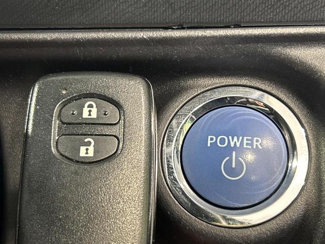 アクア Ｓ　純正ＳＤナビ　禁煙車　スマートキー　ＥＴＣ　オートライト　オートエアコン　Ｂｌｕｅｔｏｏｔｈ接続　ＣＤ　ＤＶＤ再生　フルセグＴＶ　電動格納式ミラー　プライバシーガラス（4枚目）