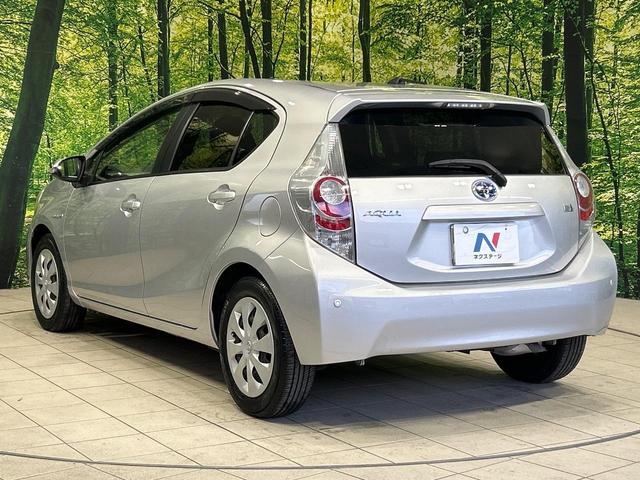 アクア Ｓ　純正ＳＤナビ　禁煙車　スマートキー　ＥＴＣ　オートライト　オートエアコン　Ｂｌｕｅｔｏｏｔｈ接続　ＣＤ　ＤＶＤ再生　フルセグＴＶ　電動格納式ミラー　プライバシーガラス（17枚目）