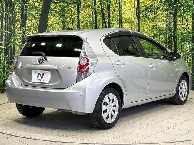 アクア Ｓ　純正ＳＤナビ　禁煙車　スマートキー　ＥＴＣ　オートライト　オートエアコン　Ｂｌｕｅｔｏｏｔｈ接続　ＣＤ　ＤＶＤ再生　フルセグＴＶ　電動格納式ミラー　プライバシーガラス（23枚目）