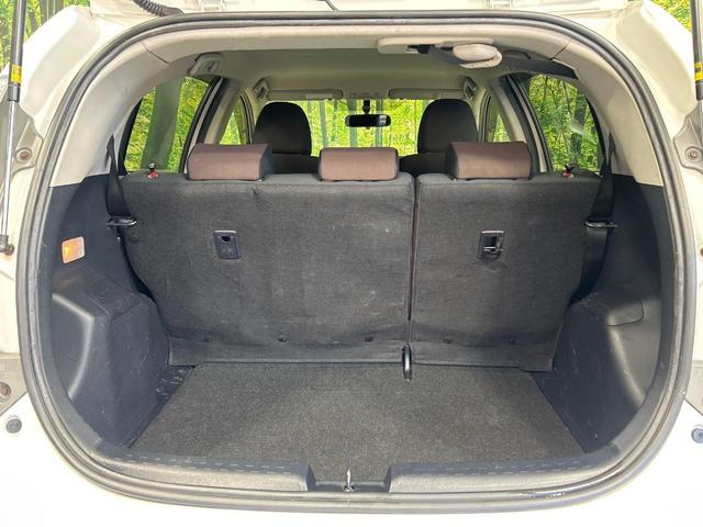 アクア G SDナビ スマートキー ETC オートライト オートエアコン 純正15インチアルミ CD/DVD再生 革巻きステアリング 電動格納ミラー(10枚目)