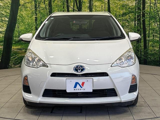 アクア G SDナビ スマートキー ETC オートライト オートエアコン 純正15インチアルミ CD/DVD再生 革巻きステアリング 電動格納ミラー(14枚目)