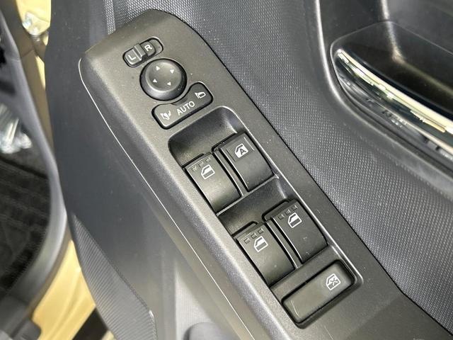 タフト Gターボ ダーククロムベンチャー ターボ ガラスルーフ 純正9型ディスプレイオーディオ 全周囲カメラ 衝突被害軽減 レーダークルーズ 禁煙車 シートヒーター コーナーセンサー スマートキー LEDヘッド 純正15インチアルミ(30枚目)