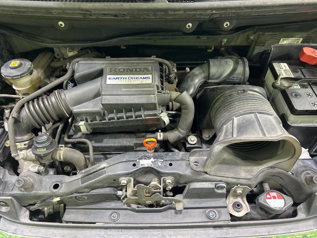 N-BOXカスタム G・ターボパッケージ SDナビ バックカメラ 両側パワースライドドア 禁煙車 ETC ドラレコ フルセグ クルーズコントロール 純正15インチアルミホイール HIDヘッドライト スマートキー パドルシフト(19枚目)