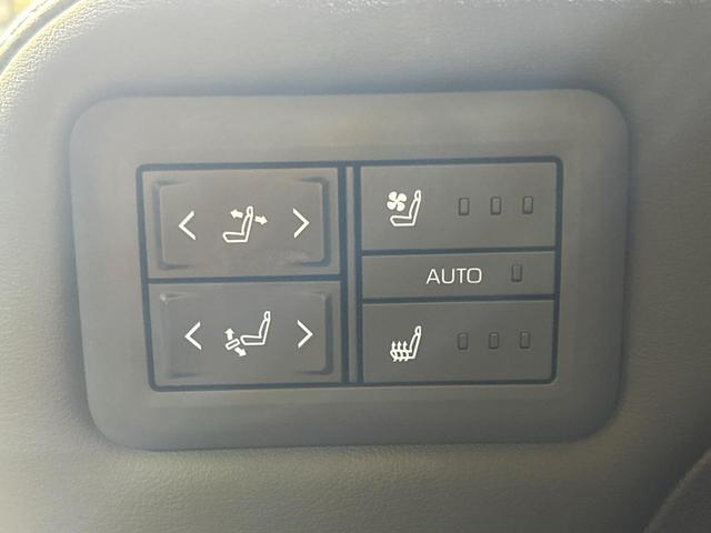 アルファードハイブリッド Z 左右独立ムーンルーフ モデリスタエアロ 14インチディスプレイオーディオ 後席モニター 禁煙車 全周囲カメラ 衝突軽減システム 両側パワースライドドア シートベンチレーション スマートキー(44枚目)