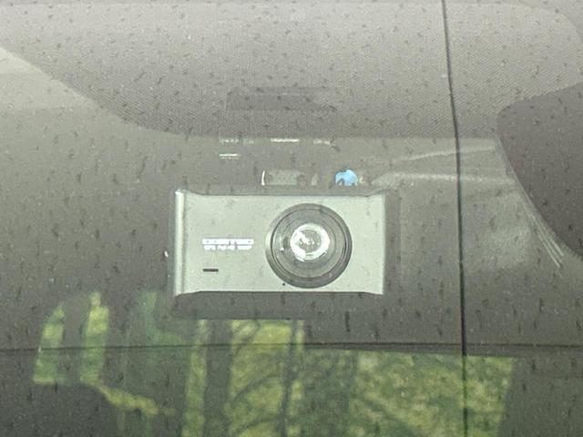 セレナ ハイウェイスター　ＶセレクションＩＩ　プロパイロット　純正９インチナビ　全周囲カメラ　衝突軽減システム　禁煙車　両側パワースライドドア　クリアランスソナー　リアオートエアコン　ＥＴＣ　ドラレコ　ＬＥＤヘッドライト　オートマチックハイビーム（29枚目）