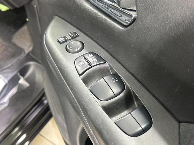 セレナ ハイウェイスター　ＶセレクションＩＩ　プロパイロット　純正９インチナビ　全周囲カメラ　衝突軽減システム　禁煙車　両側パワースライドドア　クリアランスソナー　リアオートエアコン　ＥＴＣ　ドラレコ　ＬＥＤヘッドライト　オートマチックハイビーム（48枚目）