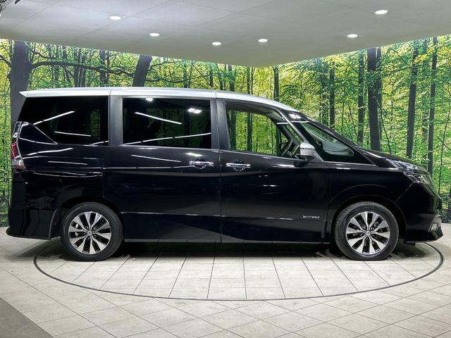 セレナ ハイウェイスター　ＶセレクションＩＩ　プロパイロット　純正９インチナビ　全周囲カメラ　衝突軽減システム　禁煙車　両側パワースライドドア　クリアランスソナー　リアオートエアコン　ＥＴＣ　ドラレコ　ＬＥＤヘッドライト　オートマチックハイビーム（68枚目）