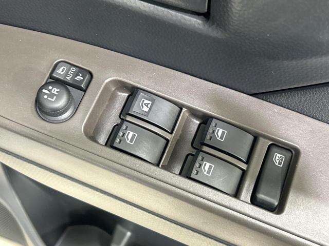 ルーミー X 電動スライド 純正SDナビ バックカメラ スマートアシスト 禁煙車 シートヒーター ドラレコ スマートキー LEDヘッド ビルトインETC オートライト オートエアコン Bluetooth再生(49枚目)