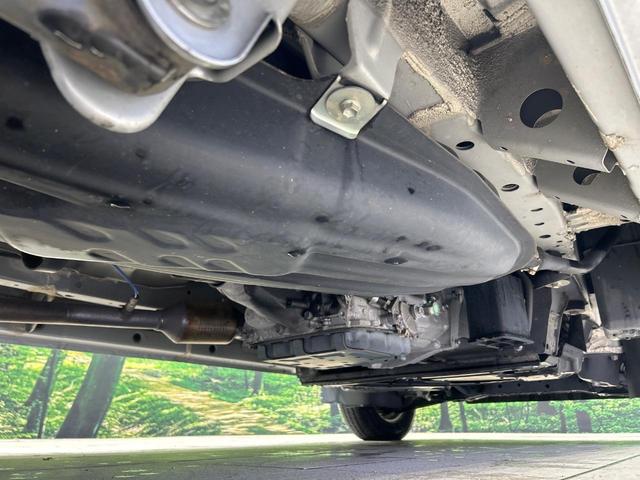 ハイゼットカーゴ ＤＸ　ＳＡＩＩＩ　純正オーディオ　ＣＤ再生　キーレスキー　禁煙車　アイドリングストップ　ヘッドライトレベライザー　リヤコーナーセンサー　横滑防止装置　踏み間違え防止　先行発信お知らせ機能　プライバシーガラス（34枚目）