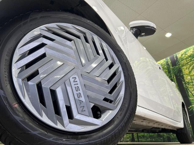 ノート Ｘ　ＳＤナビ　バックカメラ　エマージェンシーブレーキ　ＬＥＤヘッド　禁煙車　コーナーセンサー　スマートキー　ＥＴＣ　車線逸脱警報　オートエアコン　Ｂｌｕｅｔｏｏｔｈ（13枚目）