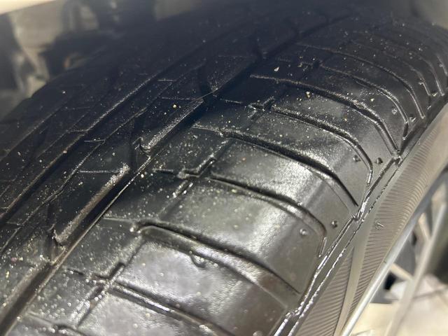 ノート Ｘ　ＳＤナビ　バックカメラ　エマージェンシーブレーキ　ＬＥＤヘッド　禁煙車　コーナーセンサー　スマートキー　ＥＴＣ　車線逸脱警報　オートエアコン　Ｂｌｕｅｔｏｏｔｈ（27枚目）