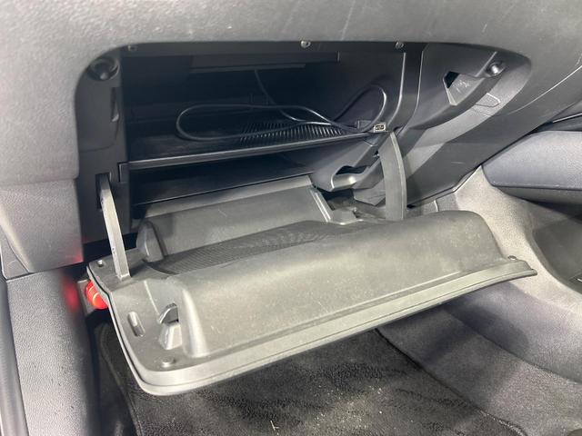 ノート Ｘ　ＳＤナビ　バックカメラ　エマージェンシーブレーキ　ＬＥＤヘッド　禁煙車　コーナーセンサー　スマートキー　ＥＴＣ　車線逸脱警報　オートエアコン　Ｂｌｕｅｔｏｏｔｈ（36枚目）