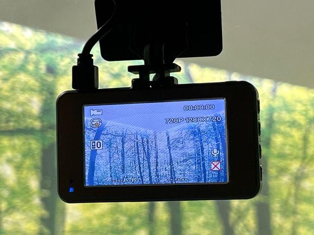 デイズルークス Ｓ　ＳＤナビ　バックカメラ　エマージェンシーブレーキ　禁煙車　ドラレコ　コーナーセンサー　ＥＴＣ　ＣＤ　ＤＶＤ再生　地デジ　アイドリングストップ　キーレスキー　ヘッドライトレベライザー　横滑り防止装置（6枚目）