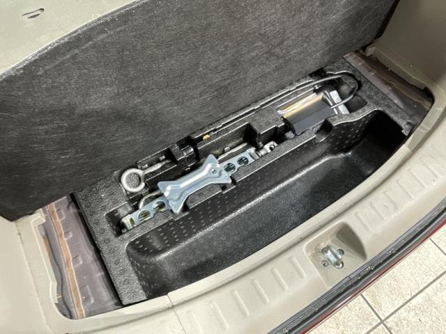 Ｎ－ＢＯＸ Ｇ・Ｌパッケージ　電動スライドドア　禁煙車　スマートキー　純正１４インチアルミ　オートエアコン　ＣＤ　ステアリングスイッチ　横滑り防止装置　ヘッドライトレベライザー　トップシェードガラス　プライバシーガラス（32枚目）