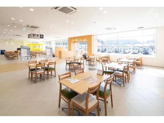 Ｎ－ＢＯＸ Ｇ・Ｌパッケージ　電動スライドドア　禁煙車　スマートキー　純正１４インチアルミ　オートエアコン　ＣＤ　ステアリングスイッチ　横滑り防止装置　ヘッドライトレベライザー　トップシェードガラス　プライバシーガラス（67枚目）