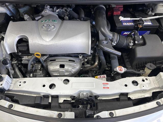 シエンタ Ｇ　クエロ　両側電動ドア　純正ＳＤナビ　全周囲カメラ　セーフティセンス　禁煙車　ハーフレザーシート　コーナーセンサー　スマートキー　ＬＥＤヘッド　ビルトインＥＴＣ　オートハイビーム　車線逸脱警報（18枚目）