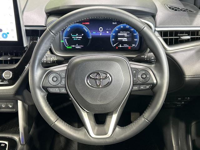 �y�����v�����X�e�A�����O�z�㎿�Ȋv���g�p���邱�ƂŁA��ɂ����������݂ƂĂ��^�]���₷���n���h���ł���