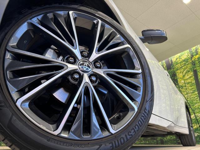 プリウス Ｇ　純正８型ディスプレイオーディオ　禁煙車　セーフティセンス　ブラインドスポットモニター　シートヒーター　バックカメラ　Ｂｌｕｅｔｏｏｔｈ　ＥＴＣ　ＬＥＤヘッドランプ　純正１９インチアルミ（13枚目）