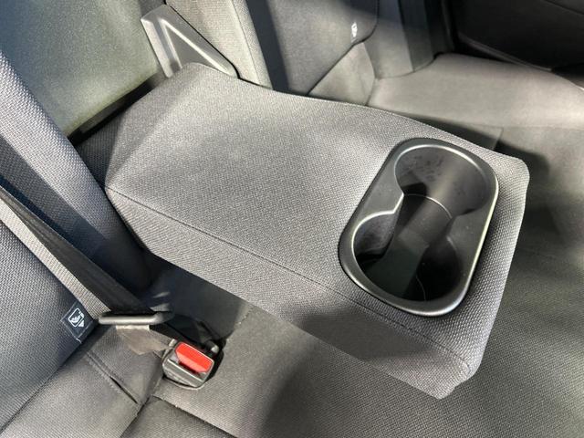 プリウス Ｇ　純正８型ディスプレイオーディオ　禁煙車　セーフティセンス　ブラインドスポットモニター　シートヒーター　バックカメラ　Ｂｌｕｅｔｏｏｔｈ　ＥＴＣ　ＬＥＤヘッドランプ　純正１９インチアルミ（61枚目）