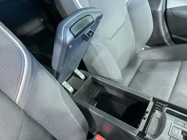 プリウス Ｇ　純正８型ディスプレイオーディオ　禁煙車　セーフティセンス　ブラインドスポットモニター　シートヒーター　バックカメラ　Ｂｌｕｅｔｏｏｔｈ　ＥＴＣ　ＬＥＤヘッドランプ　純正１９インチアルミ（66枚目）