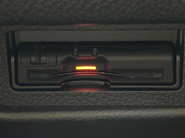 エクストレイル ２０Ｘｔｔ　４ＷＤ　純正ＳＤナビ　バックカメラ　全席シートヒーター　ＨＩＤヘッド　ビルトインＥＴＣ　クルコン　禁煙車　純正１８インチアルミ　Ｂｌｕｅｔｏｏｔｈ　ＣＤ　ＤＶＤ再生　フルセグ　ＬＥＤフォグ（48枚目）