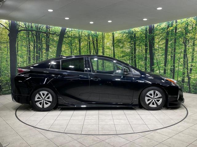 プリウス Ａツーリングセレクション　モデリスタエアロ　純正９型ナビ　バックカメラ　衝突軽減システム　レーダークルーズ　禁煙車　レザーシート　シートヒーター　シートエアコン　スマートキー　ＬＥＤｈっ度　ＥＴＣ　ブラインドスポットモニター（27枚目）