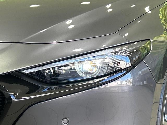 ＭＡＺＤＡ３ファストバック ２０Ｓプロアクティブ　マツダコネクト８インチナビ　バックカメラ　衝突軽減システム　レーダークルーズコントロール　クリアランスソナー　ＥＴＣ　ドラレコ　ＬＥＤヘッドライト　純正１８インチアルミホイール　Ｂｌｕｅｔｏｏｔｈ再生（12枚目）