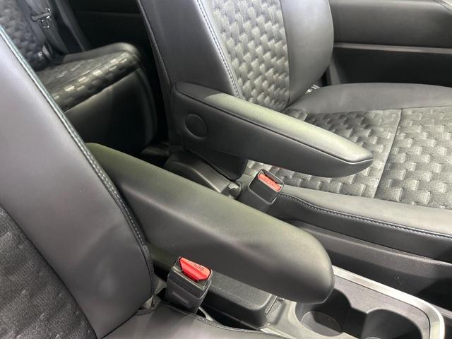 ヴォクシー ハイブリッドＳ－Ｚ　後席モニター　１０．５インチディスプレイオーディオ　バックカメラ　快適利便パッケージ　セーフティセンス　両側パワースライドドア　リアオートエアコン　ブラインドスポットモニター　レーダークルーズ（66枚目）