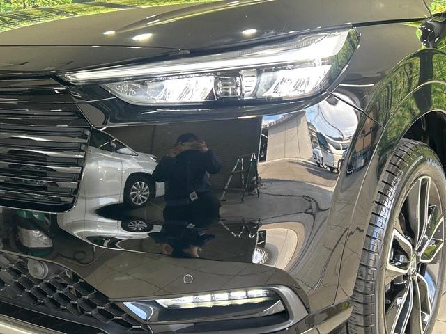 ヴェゼル ｅ：ＨＥＶ　Ｚ　９インチディスプレイオーディオ　バックカメラ　ホンダセンシング　ブラインドスポットモニター　ＥＴＣ　クリアランスソナー　パワーバックドア　ＬＥＤヘッドライト　純正１８インチアルミホイール　スマートキー（12枚目）