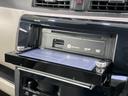 Ｊ　禁煙車　純正ＳＤナビ　衝突軽減システム　Ｂｌｕｅｔｏｏｔｈ再生　ＤＶＤ／ＣＤ再生　電動格納ミラー　盗難防止システム　ＵＳＢ入力端子　衝突安全ボディ　プライバシーガラス（34枚目）