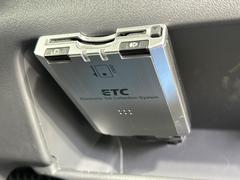 【ＥＴＣ】高速道路の料金所をストレスなく通過！話題のスポットやサービスエリアに多い「スマートIntercooler」利用時は必須のアイテムです。当店でセットアップを実施、ご納車当日からすぐにご利用いただけます！ 7