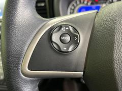 【ステアリングスイッチ】運転中、前方から目線をそらすことなく、オーディオ等の操作が可能な便利機能！安心＆快適なドライブを演出してくれます♪ 7