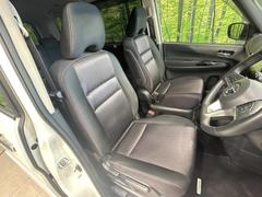 運転席シート廻りは使用感も少なく、良好な状態となっています。丁寧に使われていたことがよくわかりますね。 7