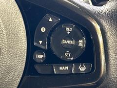 �ڥ����ץƥ��֥��롼������ȥ�����۹�®ƻϩ�Ǥ�Ĺ��Υ���Ԥ��ڤˡ�����ư��®�٤��ݤĥ��롼������ȥ����뤬�����ͷڸ������ƥ��Ϣ�Ȥ��������μ�ξ���Τ��Ƽִ֤��ݤĤ褦��®��Ĵ�ᤷ�Ƥ���ޤ����� 7