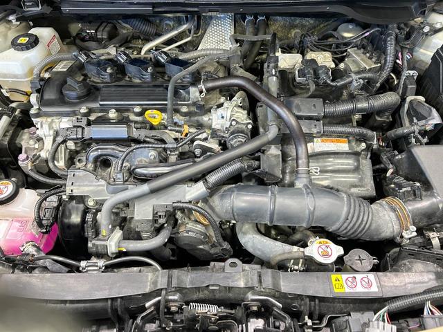 ヤリスクロス ハイブリッドＺ　２トーンカラー　純正８型ディスプレイオーディオ　全周囲カメラ　シ－トヒ－タ－　セ－フティセンス　レーダークルーズコントロール　ハ－フレザ－シ－ト　ＬＥＤヘッドライト　ＥＴＣ　Ｂｌｕｅｔｏｏｔｈ（18枚目）