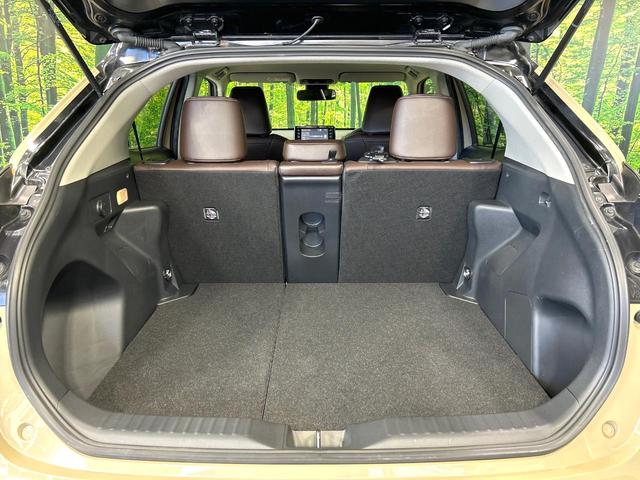 ヤリスクロス ハイブリッドＺ　２トーンカラー　純正８型ディスプレイオーディオ　全周囲カメラ　シ－トヒ－タ－　セ－フティセンス　レーダークルーズコントロール　ハ－フレザ－シ－ト　ＬＥＤヘッドライト　ＥＴＣ　Ｂｌｕｅｔｏｏｔｈ（40枚目）