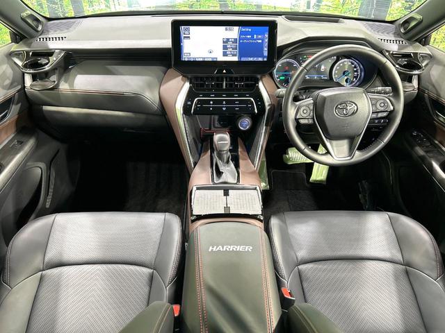 ハリアーハイブリッド Ｚ　レザーパッケージ　純正１２．３型ナビ　全周囲カメラ　ＪＢＬサウンドシステム　デジタルインナーミラー　シートベンチレ－ション　ブラインドスポットモニター　ＬＥＤヘッドライト　ＥＴＣ　禁煙車　ワンオーナー（2枚目）