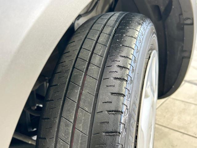 アルトラパン Ｓ　２トーンカラー　純正８型ナビ　全周囲カメラ　デュアルセンサーブレーキ　シ－トヒ－タ－　ドラレコ　ＥＴＣ　ＨＩＤヘッドライト　スマートキー　Ｂｌｕｅｔｏｏｔｈ　禁煙車　ワンオーナー（26枚目）