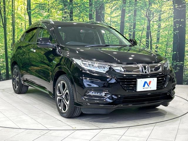 ヴェゼル ハイブリッドＺ・ホンダセンシング　後期　純正８型ナビ　バックカメラ　シ－トヒ－タ－　ハ－フレザ－シ－ト　ホンダセンシング　アダプティブクルーズコントロール　ＬＥＤヘッドライト　Ｂｌｕｅｔｏｏｔｈ　禁煙車　ワンオーナー（16枚目）