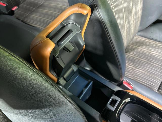 ヴェゼル ハイブリッドＺ　純正ナビ　バックカメラ　衝突被害軽減　禁煙車　ルーフレール　ハーフレザーシート　コーナーセンサー　スマートキー　ＬＥＤ　シートヒーター　ＥＴＣ　クルコン　ワンオーナー　オートライト　デュアルエアコン（31枚目）