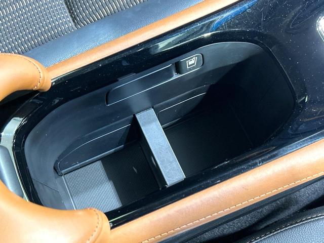 ヴェゼル ハイブリッドＺ　純正ナビ　バックカメラ　衝突被害軽減　禁煙車　ルーフレール　ハーフレザーシート　コーナーセンサー　スマートキー　ＬＥＤ　シートヒーター　ＥＴＣ　クルコン　ワンオーナー　オートライト　デュアルエアコン（34枚目）