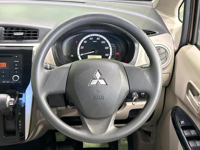 ｅＫワゴン Ｍ　純正オーディオ　オートエアコン　アイドリングストップ　電動格納ミラー　ベンチシート　シートアンダートレー　シートバックポケット　シートリフター　プライバシーガラス　ワンオーナー　禁煙車（11枚目）