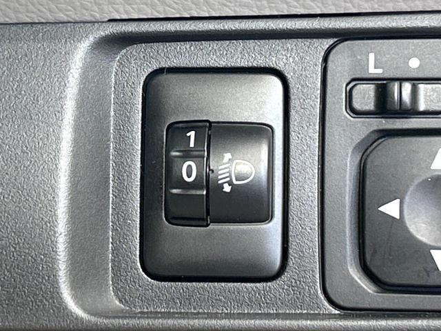 ｅＫワゴン Ｍ　純正オーディオ　オートエアコン　アイドリングストップ　電動格納ミラー　ベンチシート　シートアンダートレー　シートバックポケット　シートリフター　プライバシーガラス　ワンオーナー　禁煙車（25枚目）