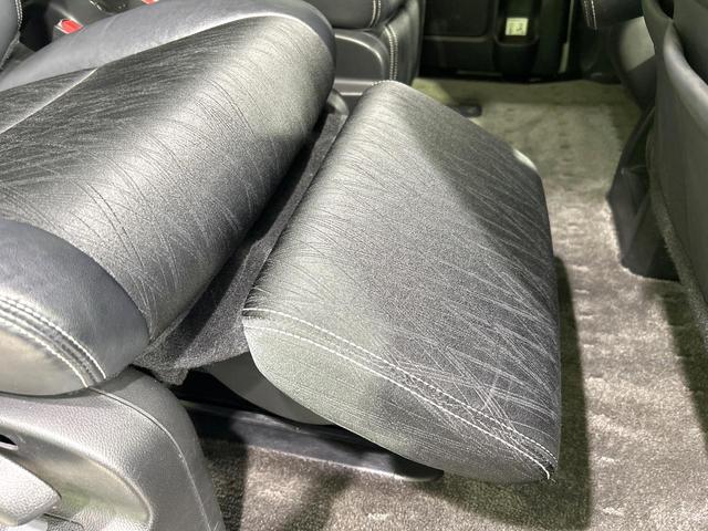 オデッセイ アブソルート・EX 両側パワスラ 後席モニター 純正ナビ 全周囲カメラ ホンダセンシング アダプティブクルーズコントロール BSM ハーフレザー パワーシート LEDヘッド ETC 純正18アルミ ワンオーナー 禁煙車(50枚目)