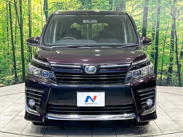 ヴォクシー ＺＳ　ＢＩＧ－Ｘ９型ナビ　フリップダウンモニター　バックカメラ　両側パワスラ　ＥＴＣ　ＬＥＤヘッドライト　スマートキー　Ｂｌｕｅｔｏｏｔｈ　ＥＴＣ　純正１６インチＡＷ　ワンオーナー　禁煙車（15枚目）