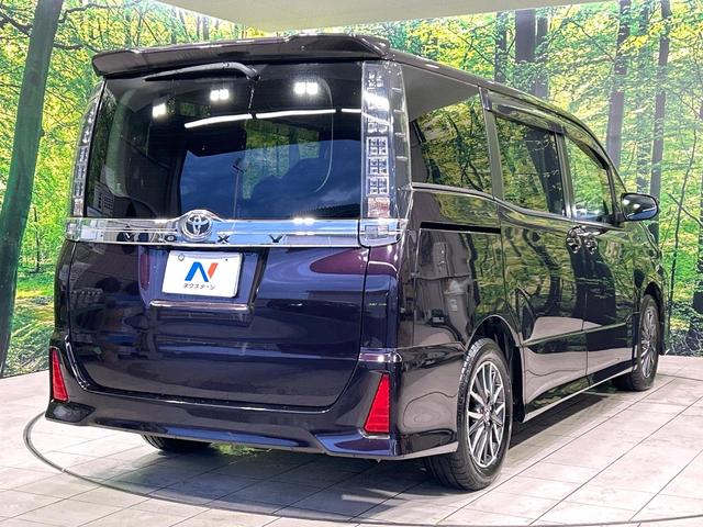 ヴォクシー ＺＳ　ＢＩＧ－Ｘ９型ナビ　フリップダウンモニター　バックカメラ　両側パワスラ　ＥＴＣ　ＬＥＤヘッドライト　スマートキー　Ｂｌｕｅｔｏｏｔｈ　ＥＴＣ　純正１６インチＡＷ　ワンオーナー　禁煙車（18枚目）