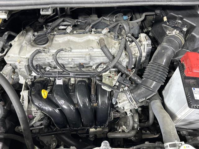 ヴォクシー ＺＳ　ＢＩＧ－Ｘ９型ナビ　フリップダウンモニター　バックカメラ　両側パワスラ　ＥＴＣ　ＬＥＤヘッドライト　スマートキー　Ｂｌｕｅｔｏｏｔｈ　ＥＴＣ　純正１６インチＡＷ　ワンオーナー　禁煙車（19枚目）