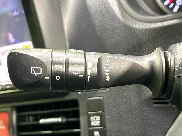 ヴォクシー ＺＳ　ＢＩＧ－Ｘ９型ナビ　フリップダウンモニター　バックカメラ　両側パワスラ　ＥＴＣ　ＬＥＤヘッドライト　スマートキー　Ｂｌｕｅｔｏｏｔｈ　ＥＴＣ　純正１６インチＡＷ　ワンオーナー　禁煙車（28枚目）