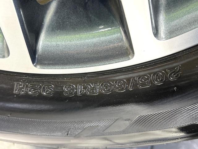 ヴォクシー ＺＳ　ＢＩＧ－Ｘ９型ナビ　フリップダウンモニター　バックカメラ　両側パワスラ　ＥＴＣ　ＬＥＤヘッドライト　スマートキー　Ｂｌｕｅｔｏｏｔｈ　ＥＴＣ　純正１６インチＡＷ　ワンオーナー　禁煙車（54枚目）